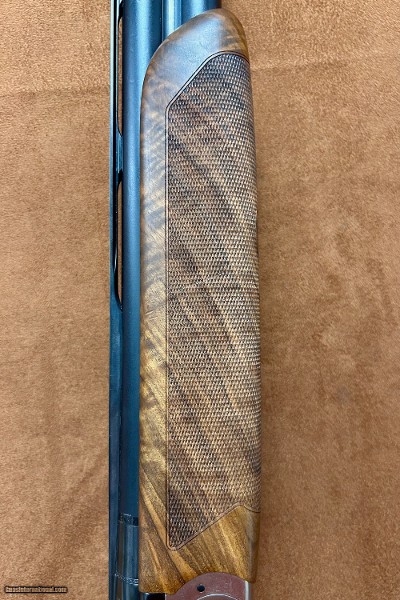 Beretta 694 Sporting Showroom Demo Model Discounted 12GA 32