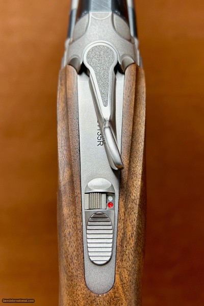 Beretta 694 Sporting 12GA 32