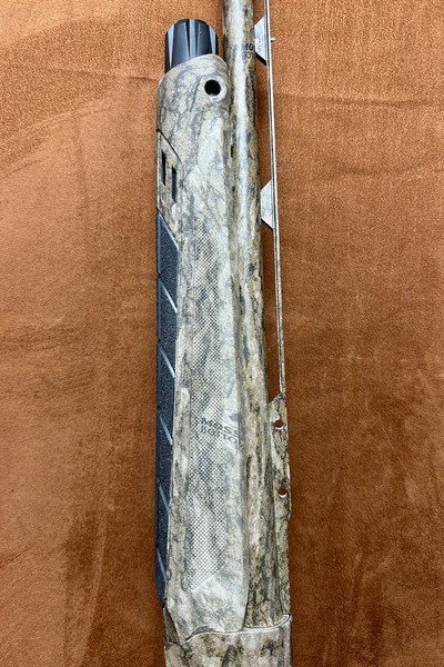 Beretta AX800 Suprema Mossy Oak Bottom Land 12GA 28
