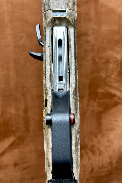 Beretta AX800 Suprema Mossy Oak Bottom Land 12GA 28