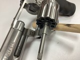S&W 617-6 10 shot revolver - 4 of 5