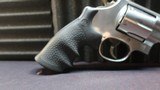 Smith & Wesson Model 629-6 .44 mag - 10 of 12