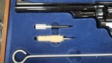 Smith and Wesson 29-2 .44 Remington Magnum 8 3/8 inch Presentation Box MINT - 5 of 8
