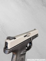 Smith & Wesson SW40VE .40 Two-Tone Semi-Auto Pistol - Image 3 of 4