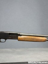 Western field 20 GA pump-action shotgun - 2 of 4