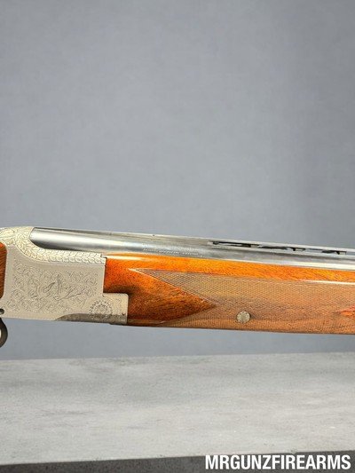 Browning Superposed over/under break-action shotgun - Image 6 of 6