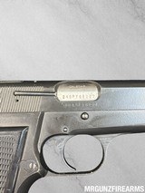 FN Browning Hi-Power P35 9mm Iraqi Contract/ Republican Guard - Belgium Made w/ Box & 2 Magazines - Image 4 of 6