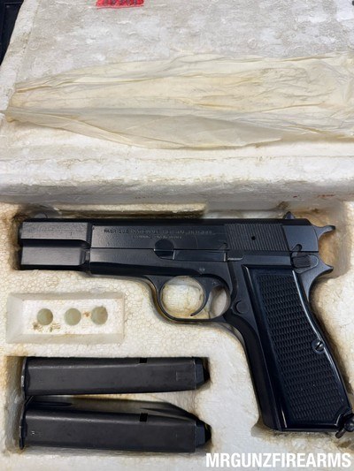 FN Browning Hi-Power P35 9mm Iraqi Contract/ Republican Guard - Belgium Made w/ Box & 2 Magazines - Image 1 of 6