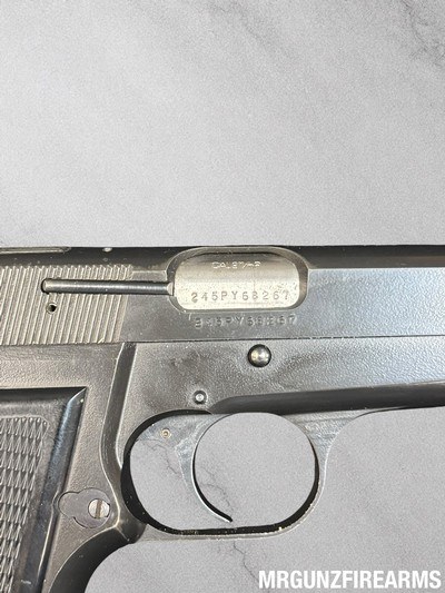 FN Browning Hi-Power P35 9mm Iraqi Contract/ Republican Guard - Belgium Made w/ Box & 2 Magazines - Image 4 of 6