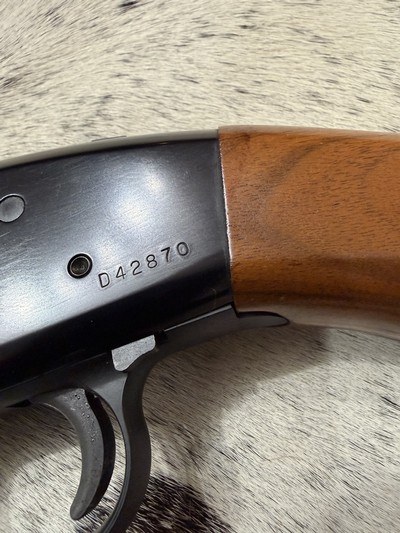Westernfield M550C - 20 Gauge Pump action shotgun - Image 14 of 15