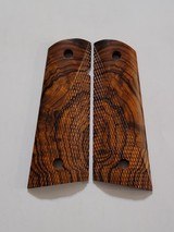 Highfiguregrips Half Checkered Desert Ironwood Burl 1911 Magwell grips - 1 of 1