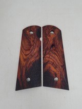 Highfiguregrips Half Checkered Cocobolo 1911 magwell grips