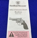 Smith & Wesson Model 327 M&P TRR8 Revolver, 8-Shot .357 Magnum / .38 Special - 6 of 20