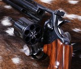 COLT PYTHON 357 MAGNUM 6