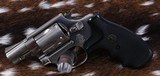 SMITH & WESSON MODEL 36 38 SPECIAL 2