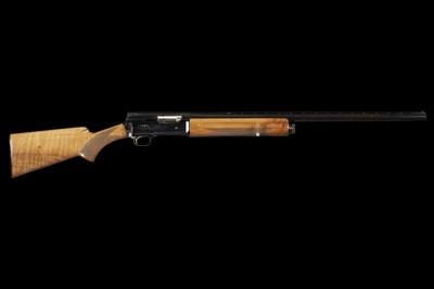 Factory Engraved Belgian Browning Auto 5 Light Twelve Semi-Automatic 12ga Shotgun - Image 1 of 4