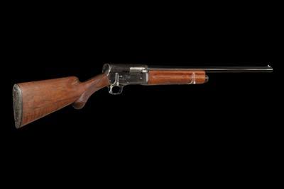 Factory Engraved Belgian Browning Auto 5 Sweet Sixteen Semi-Automatic Shotgun with Extra Barrel - Image 2 of 4