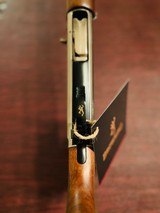 SUPER RARE!!! Browning Gold Fusion High Grade 12 gauge Shotgun in factory case in MINT condition - 18 of 22