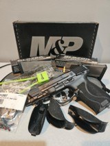 Smith & Wesson M&P 10mm package