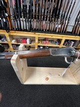1925 MFG WINCHESTER SADDLE RING CARBINE IN 32 WINCHESTER SPECIAL - 3 of 9