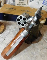 COLLECTOR GRADE SMITH & WESSON 657 NO DASH 4