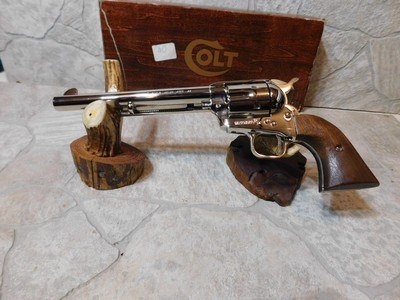 Colt Single Action Army 1978 SAA .45 Colt w/ 7.5” barrel and Nickle Finish Unfired LNIB !! - Image 4 of 14