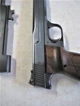 Smith & Wesson Model 41 semi-auto 22 long rifle with both 5-inch and 7-inch barrels - 8 of 15