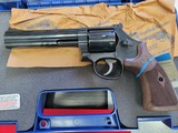 SMITH & WESSON, MODEL 586, 357 MAG,6