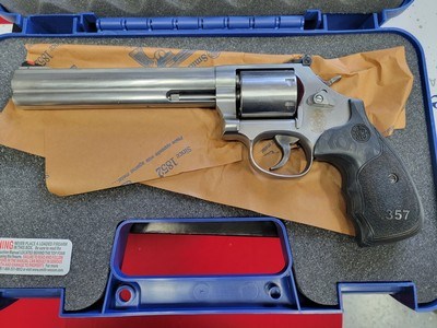 SMITH & WESSON, MODEL 686 PLUS,357 MAG,7