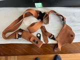 Galco Classic Lite Shoulder Holster Glock 43 RH - Image 1 of 3