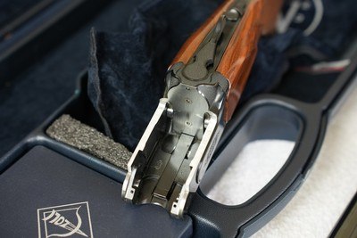For Sale: Near mint condition Zoli Z Sport Compact (Bella) with 30” flat rib barrels 12 Ga - Image 5 of 12