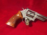 Smith & Wesson Model 629 Stainless 44 Magnum Revolver original Box & Papers - 7 of 12