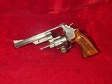 Smith & Wesson Model 629 Stainless 44 Magnum Revolver original Box & Papers - 4 of 12