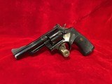 Smith & Wesson Model 19 Combat Commander Pre-57 Mint Condition W/ Pachmyer Grips C & R Eligible - 3 of 8