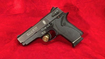 Smith & Wesson Model 457 Semi-Automatic Pistol 45 Auto