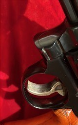 Smith & Wesson Model 29-2 Target Revolver 44 Magnum - 5 of 9