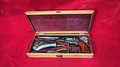 Colt 1851 Navy 36 Cal Revolver Colt Made Presentation Box