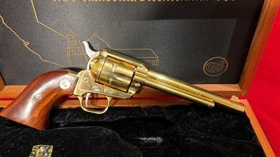 COLT Single Action Frontier Scout 22 LR GOLD Plated California Bicentennial Edition - Image 4 of 8
