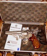 Smith & Wesson 627357 mag . PC new in caseperformance center 8 Shot New - 2 of 5