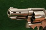 Smith & Wesson Performance Center-Lew Horton Ltd.Ed. Model 681 Quad Port .357 Mag - 3 of 4