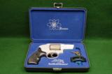 Smith & Wesson M296 Airlite Ti .44 Special - 1 of 4