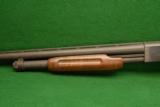 H&R 1871 Pardner Pump Action Shotgun 12 Gauge 3" - 7 of 9