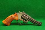 Smith & Wesson Model 19-7 Revolver .357 Magnum - 1 of 2