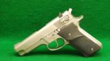 Smith & Wesson Model 659 9mm Stainless Pistol
- 1 of 2
