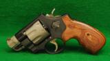 Smith & Wesson Model 327 Revolver .357 Magnum - 2 of 3