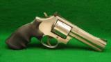 Smith & Wesson Model 686-6 357 Magnum DA Revolver - 2 of 2