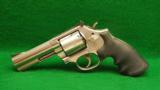 Smith & Wesson Model 686-6 357 Magnum DA Revolver - 1 of 2