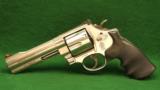 Smith & Wesson Model 629-6 Caliber 44 Mag Revolver - 1 of 2