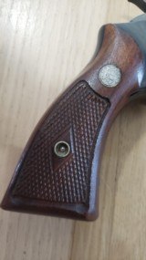 Smith & Wesson Model 10 no dash .38 special cal DA revolver MFG 1960 - 3 of 15