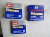 LOT OF SMALL RIFLE PRIMERS NEW OLD STOCKFREE SHIPPING - 1 of 2